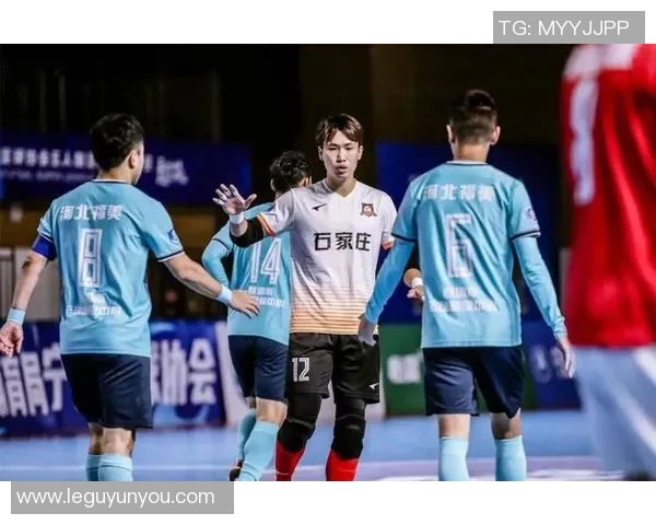 重庆篮球队以51分领跑精英赛积分榜展现强大实力